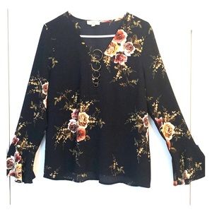 Entro Navy sheer long sleeve blouse.